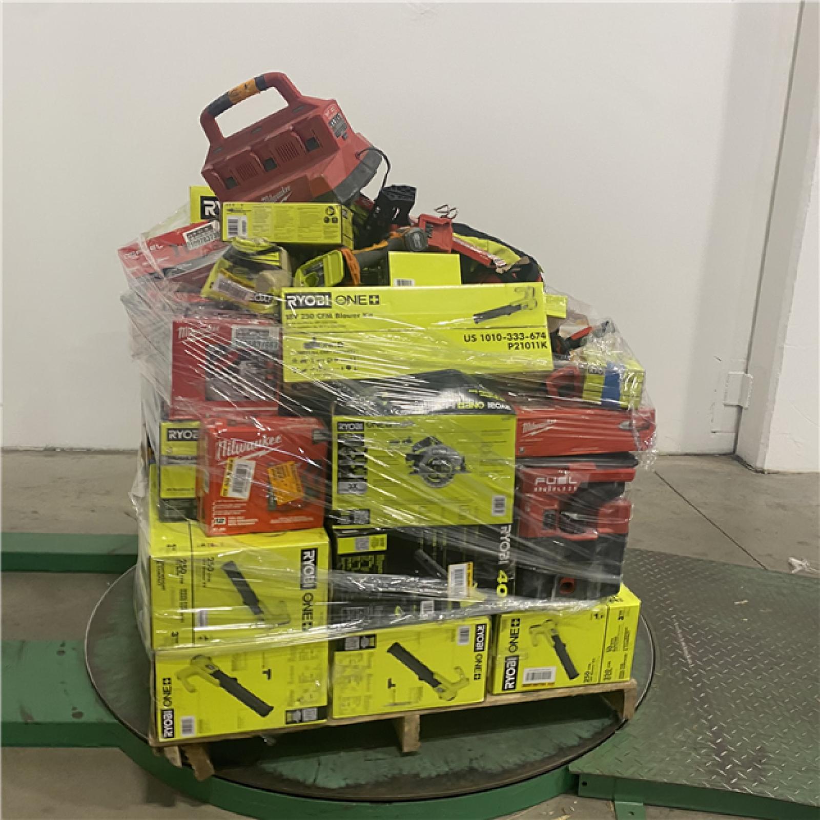 Dallas Location - As-Is Tool Pallet