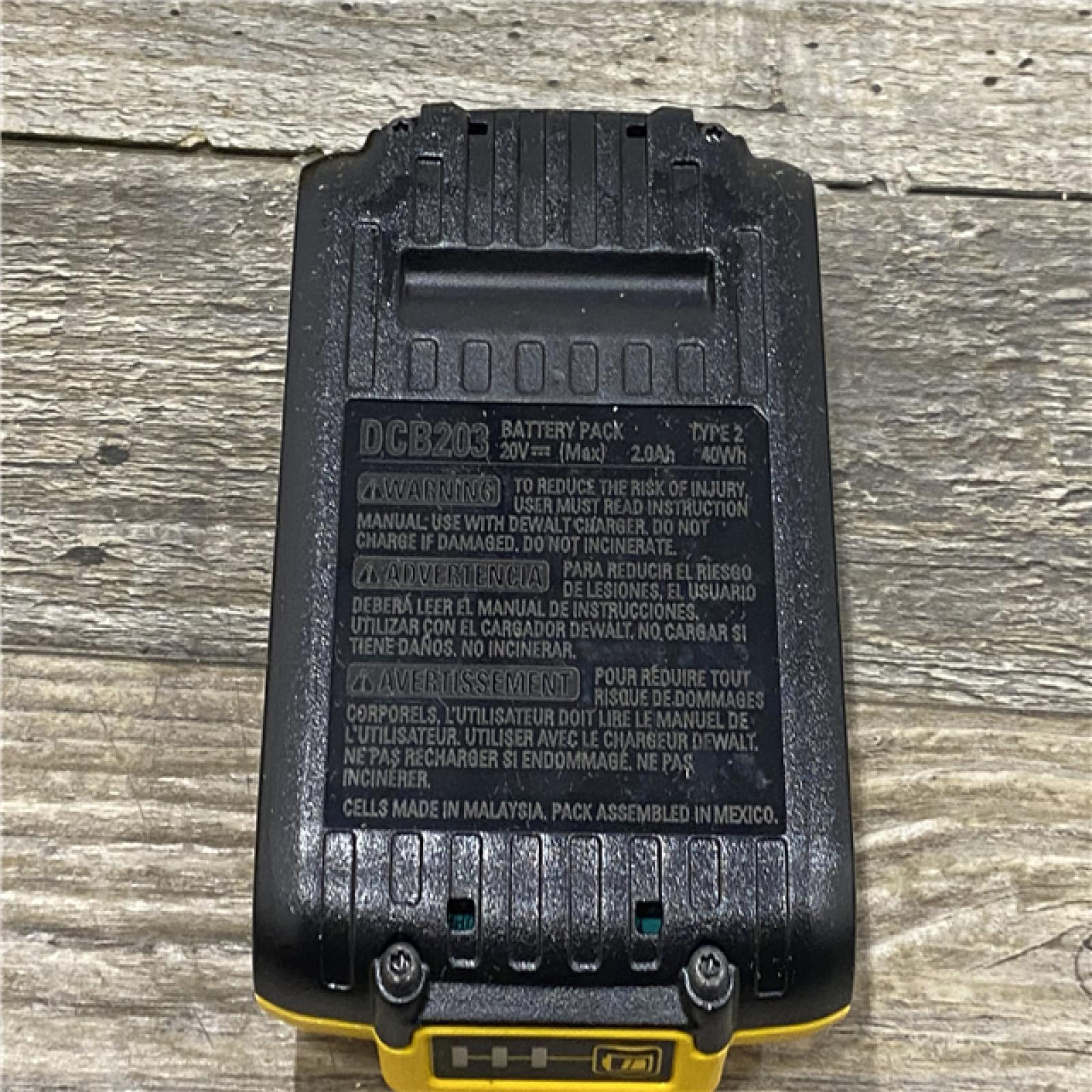 AS-IS DEWALT ATOMIC 20V MAX Lithium Ion Cordless 23 Gauge Pin Nailer Kit