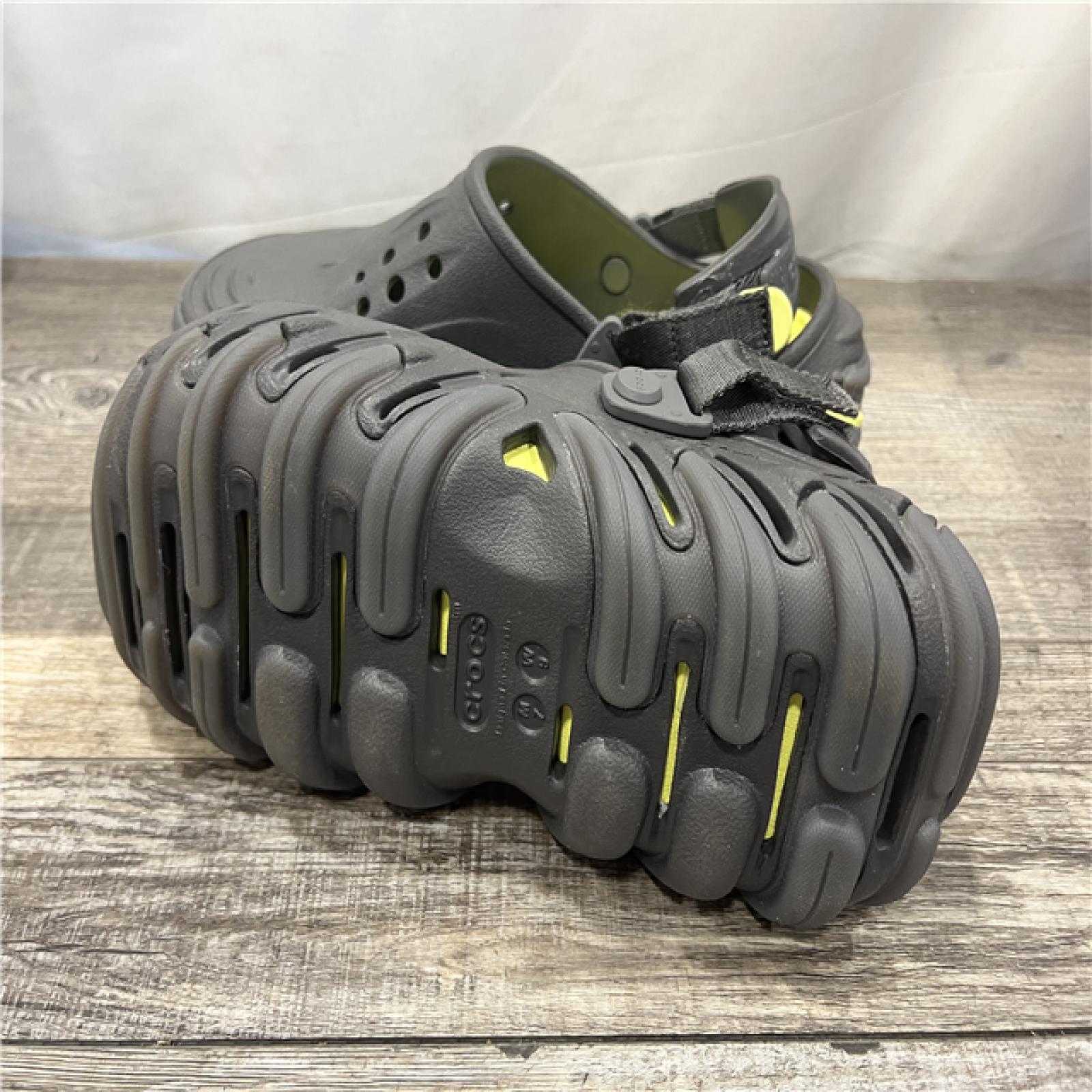 GOOD Crocs Echo Clog; Gray Green,  W9/M7