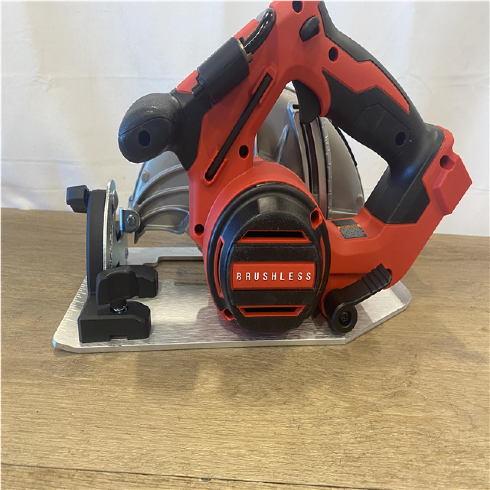 AS-IS Milwaukee 18V Lithium-Ion Brushless Cordless 7-1/4 in. Circular Saw (Tool-Only)