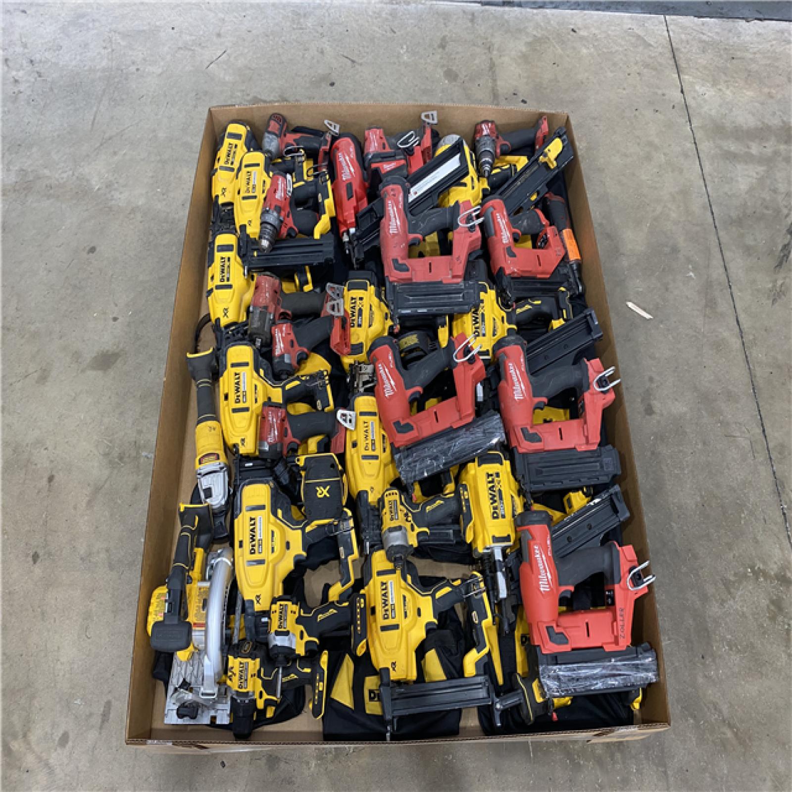 Houston Location AS IS - Tool Pallet