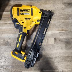 HOUSTON LOCATION - AS-IS DeWalt 15 GA ANGLED FINISH NAILER KIT W/ BATTERY & CHARGER