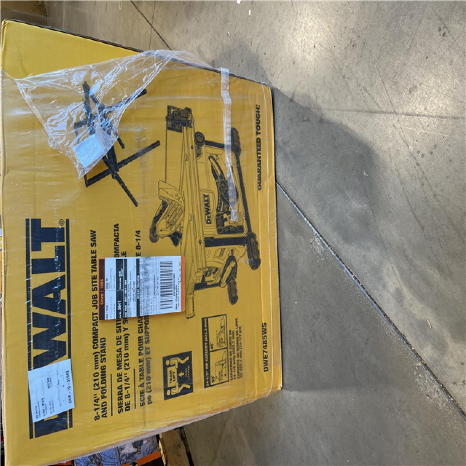 New! - DEWALT 15 Amp Corded 8-1/4 in. Compact Jobsite Tablesaw with Compact Table Saw Stand