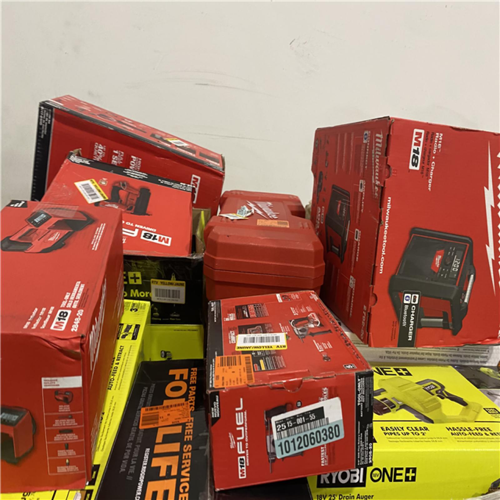 DALLAS LOCATION -AS-IS TOOL PALLET