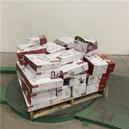Dallas Location - As-Is Bath & Kitchen Faucets Palllet