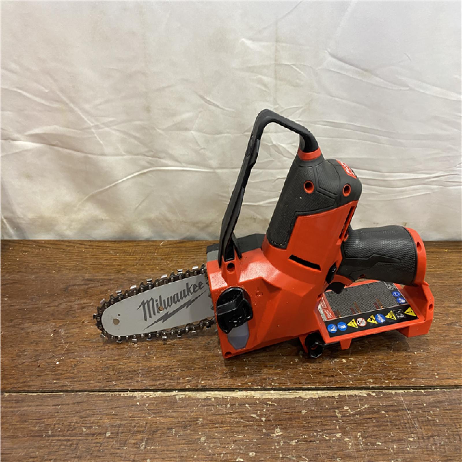 AS-IS Milwaukee-2527-21 M12 FUEL HATCHET 6in. Pruning Saw Kit