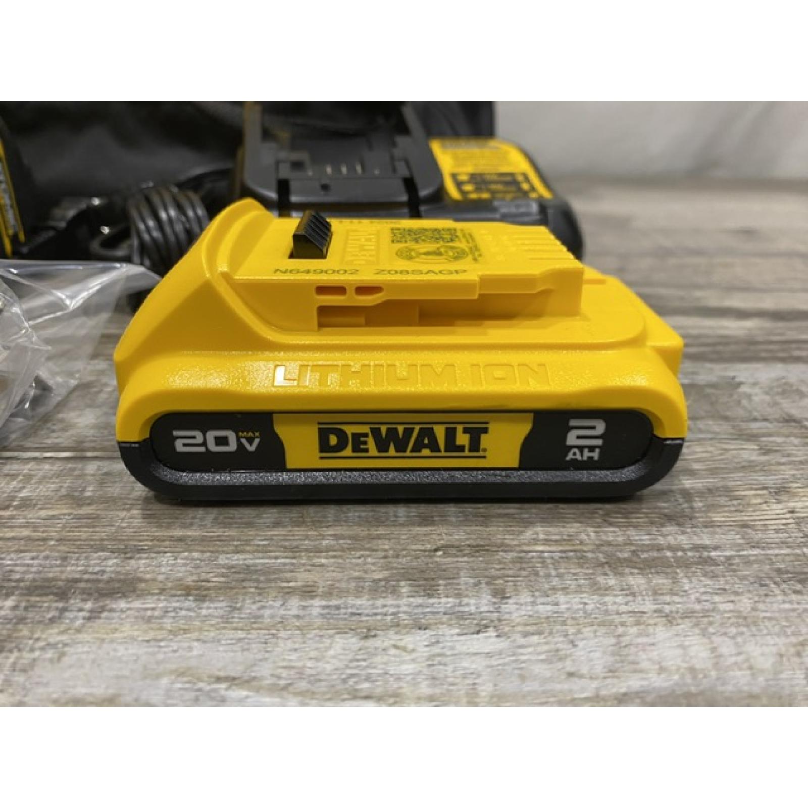 AS-IS DEWALT Atomic 20V Max Lithium-Ion Brushless Cordless Compact 1/4 in. Impact Driver Kit