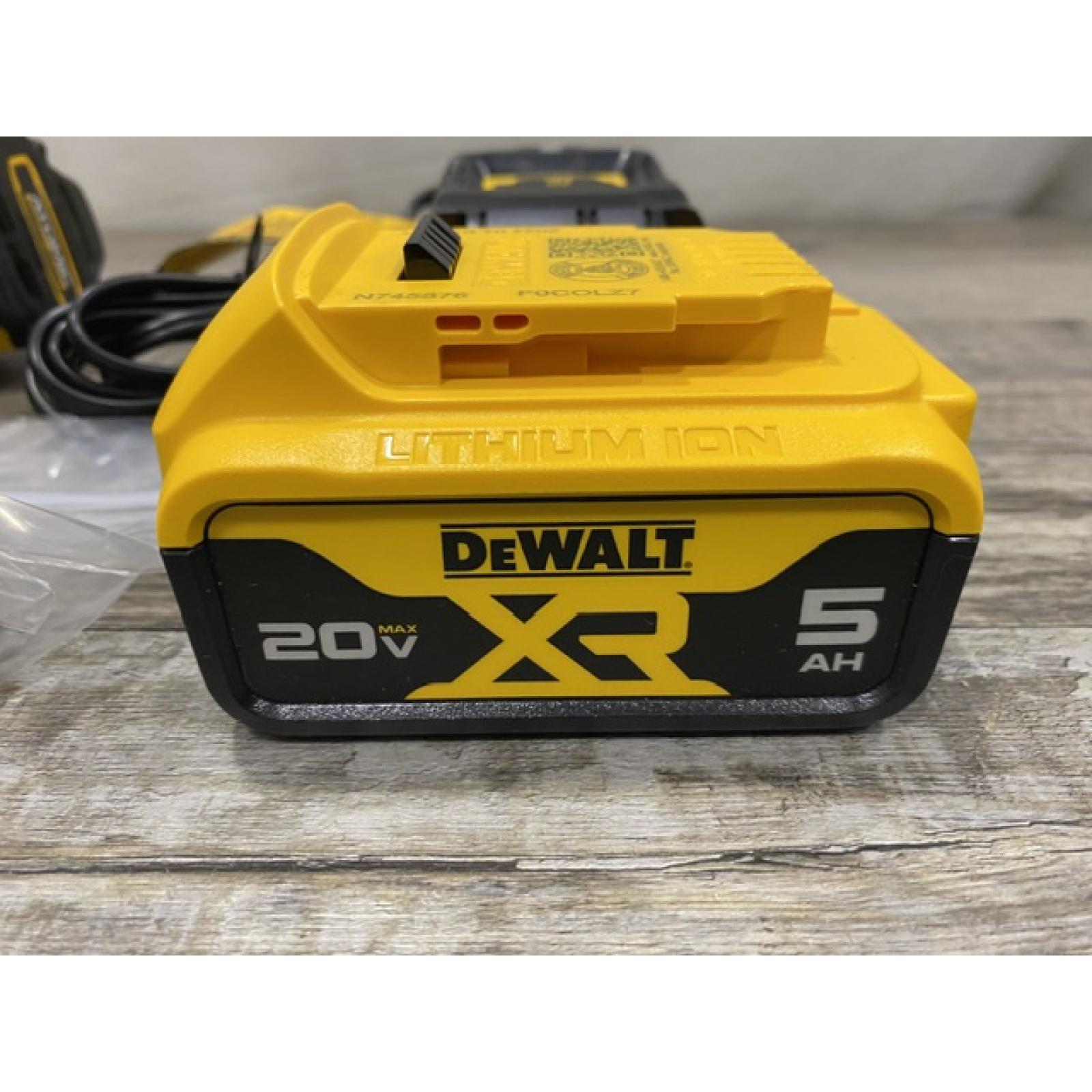 AS-IS DEWALT ATOMIC 20V Lithium-Ion Cordless 1/2 in. Hammer Drill Kit