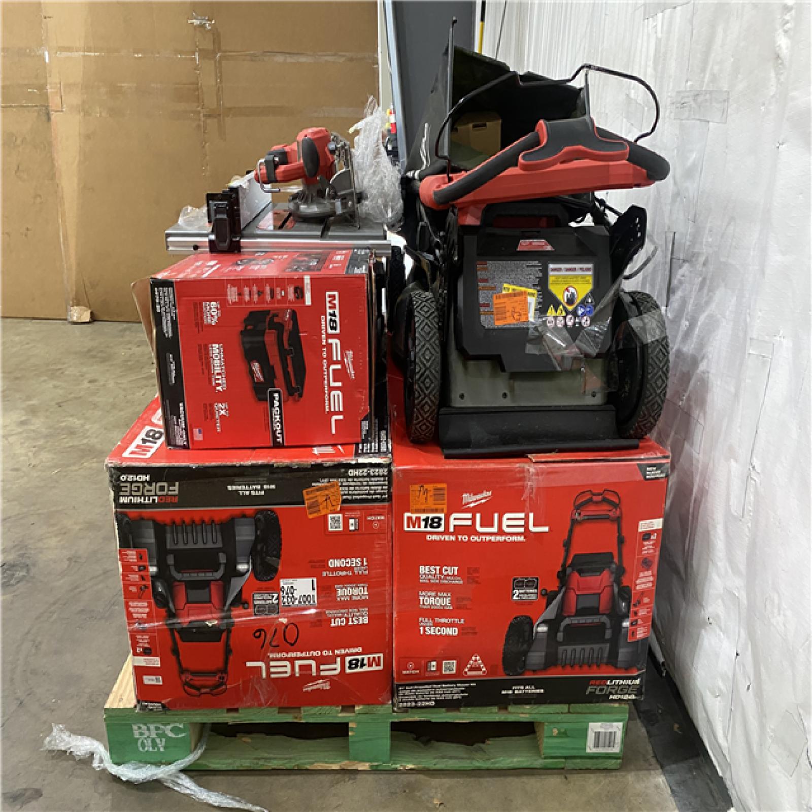 Houston Location AS IS - Tool Pallet