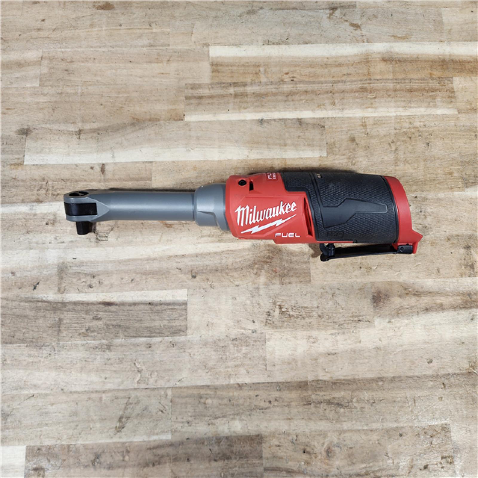 HOUSTON LOCATION - AS-IS Milwaukee  FUEL 12V Lithium-Ion Brushless Cordless 3/8 in. Extended Reach High Speed Ratchet (Tool Only)