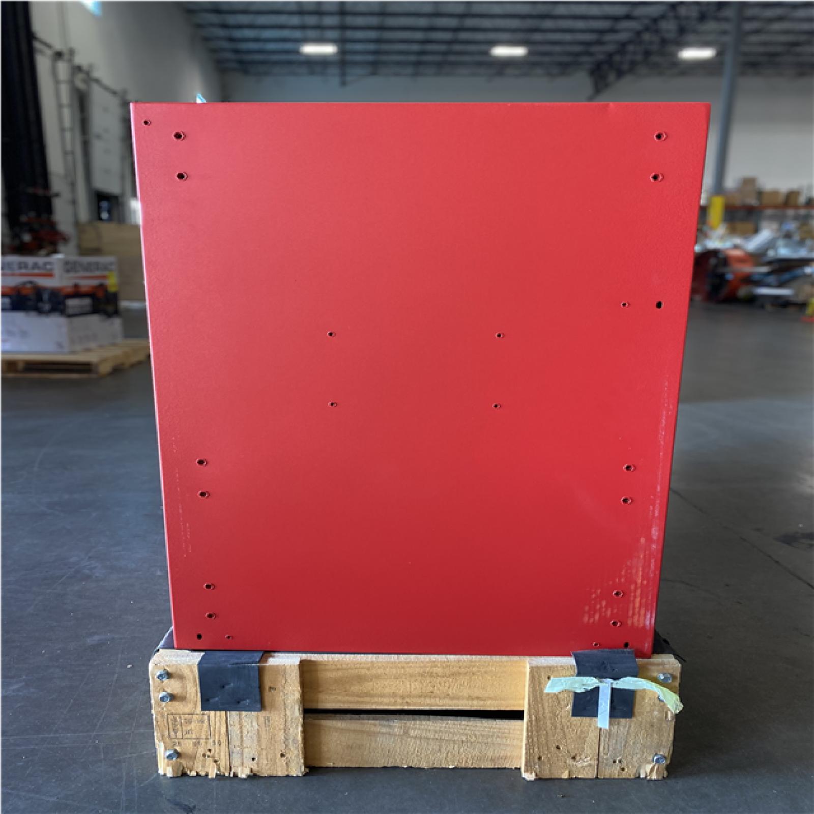 DALLAS LOCATION - MILWAUKEE High Capacity 56 in. W x 22.1 in. D 10-Drawer Rolling Tool Cabinet