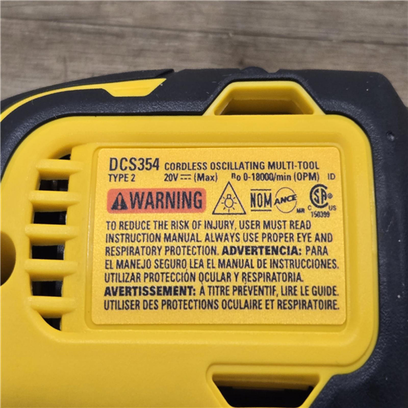 AS-IS DEWALT ATOMIC 20V MAX* Cordless Oscillating Multi Tool (Tool-Only)