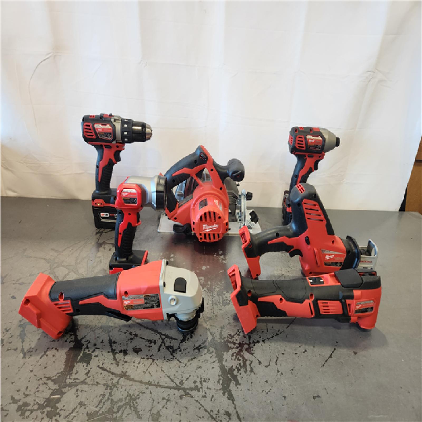 AS-IS- Milwaukee 18-Volt Lithium-Ion Cordless (7-Tool) Combo Kit