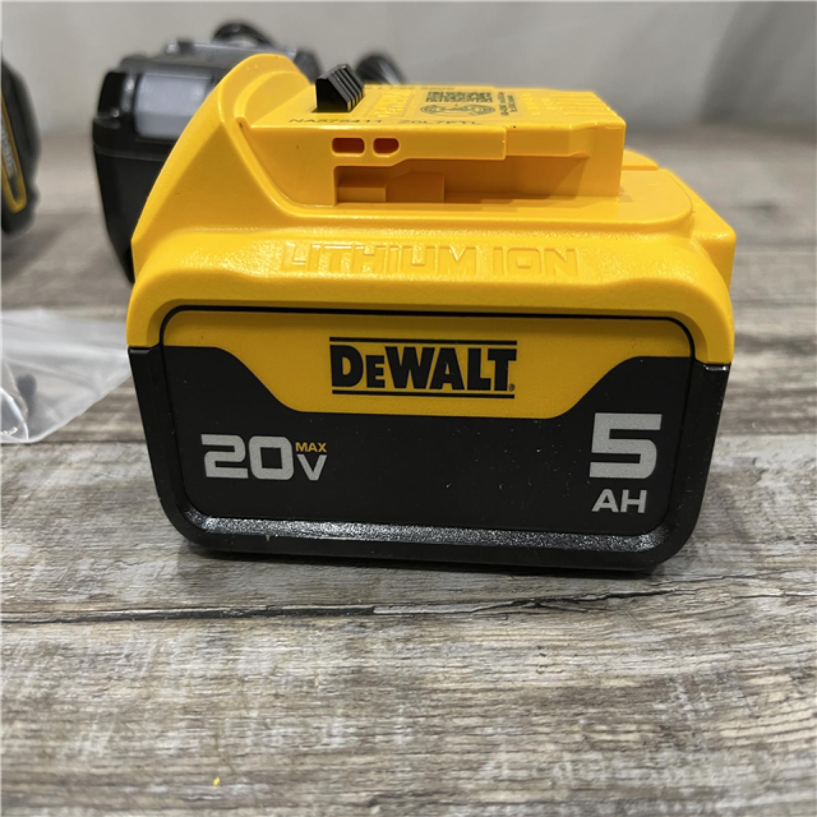 AS-IS DEWALT ATOMIC 20V Lithium-Ion Cordless 1/2 in. Hammer Drill Kit