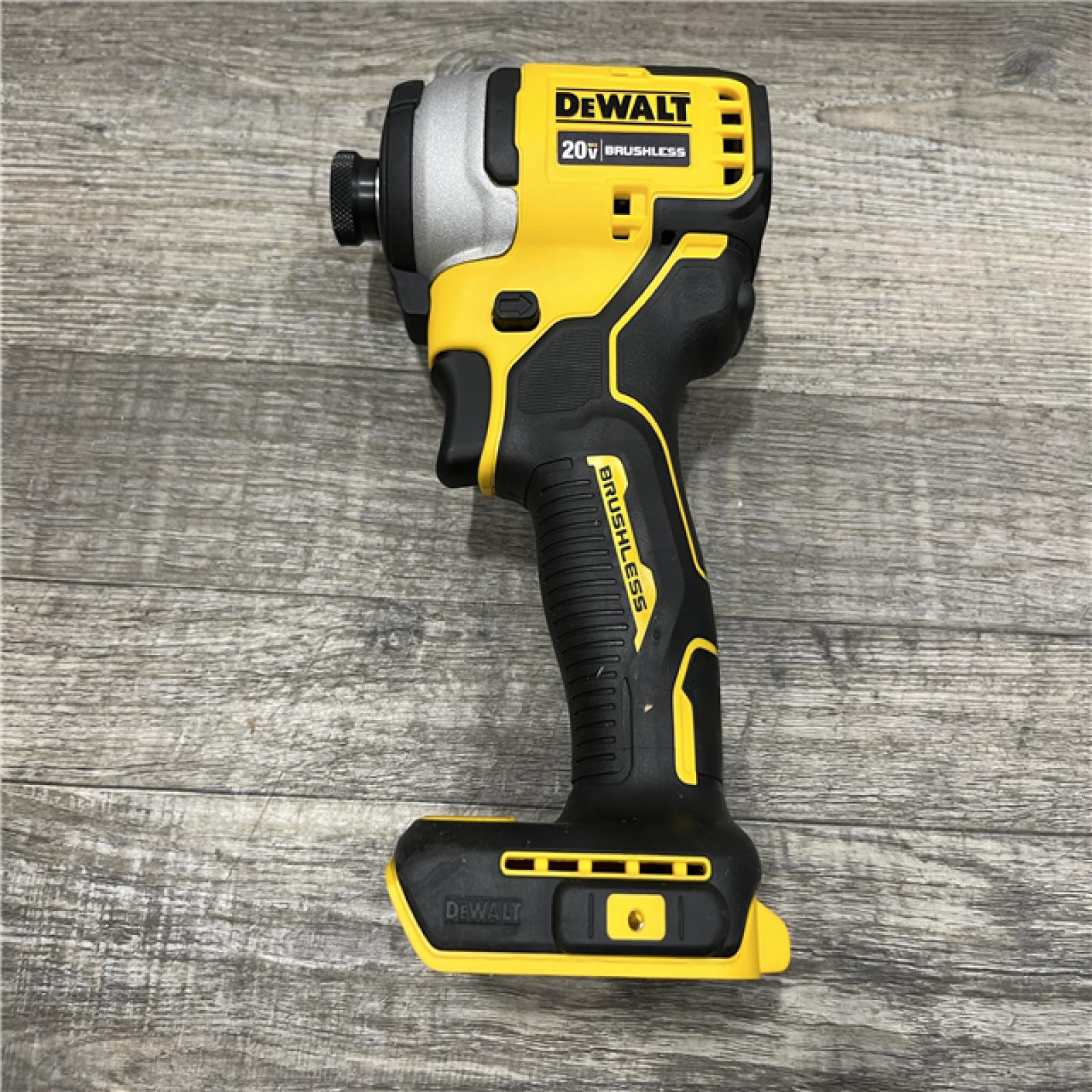 AS-IS DEWALT Atomic 20V Max Lithium-Ion Brushless Cordless Compact 1/4 in. Impact Driver Kit