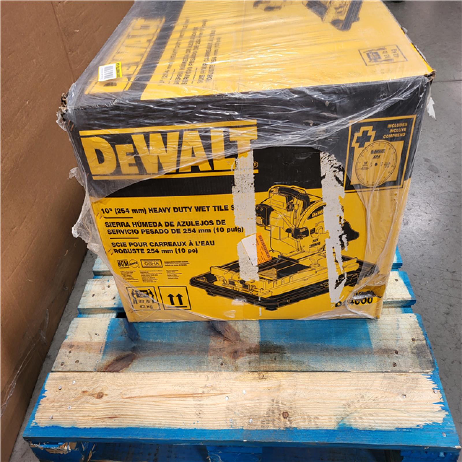 CALIFORNIA AS-IS NEW DEWALT HEAVY DUTY WET TILE SAW