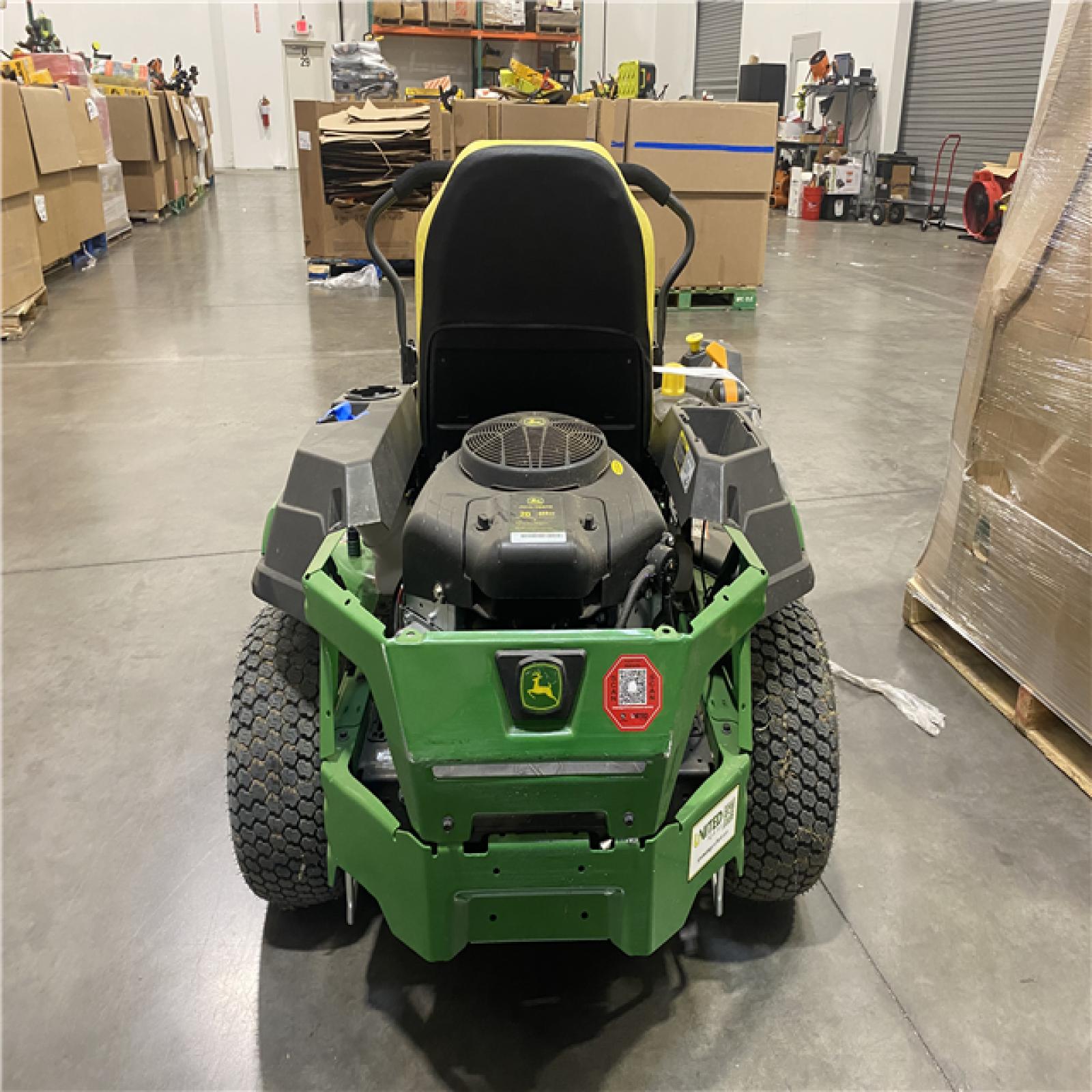 Dallas Location - As-Is John Deere Z315E 42 in. 20 HP Gas Dual Hydrostatic Zero Turn Riding Lawn Mower