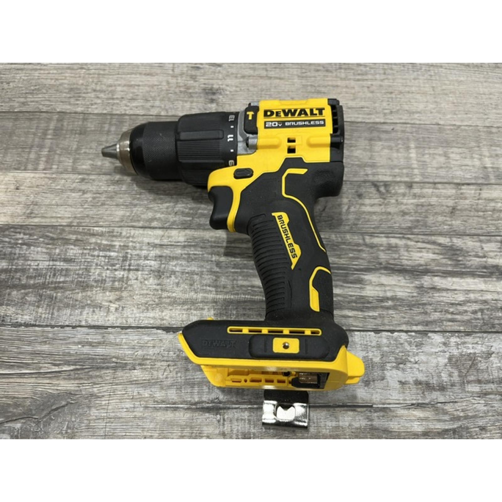 AS-IS DEWALT ATOMIC 20V Lithium-Ion Cordless 1/2 in. Hammer Drill Kit