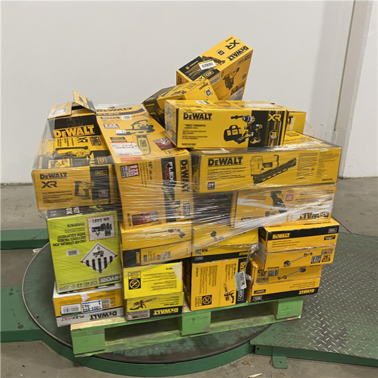 Dallas Location - As-Is Tool Pallet