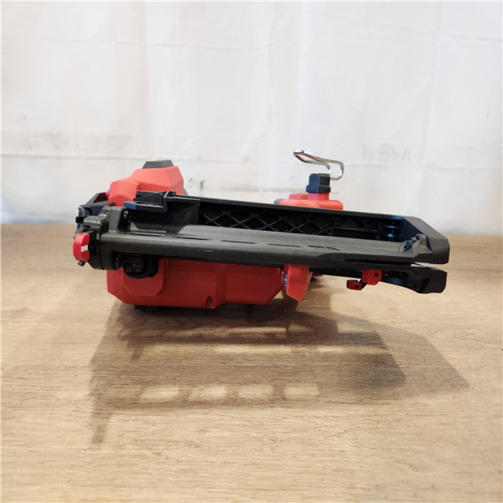 AS-IS- Milwaukee FUEL 18-Volt Lithium-Ion Brushless Cordless Gen ll 16-Gauge Straight Finish Nailer (Tool Only)