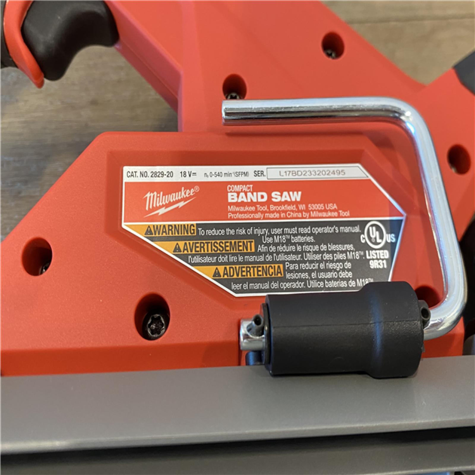 AS-IS Milwaukee FUEL 18-Volt Lithium-Ion Brushless Cordless Compact Bandsaw Kit