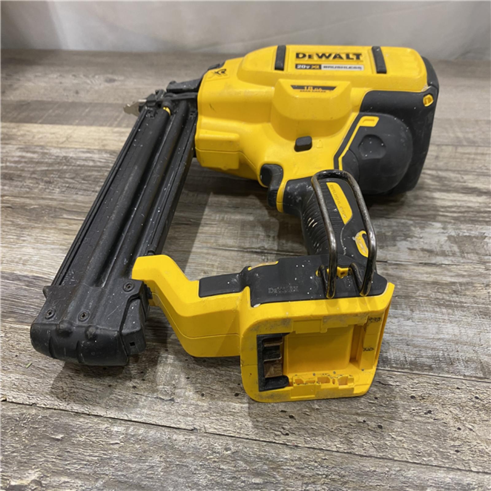 AS-IS DEWALT 20V MAX XR Lithium-Ion Electric Cordless 18-Gauge Brad Nailer (Tool Only)