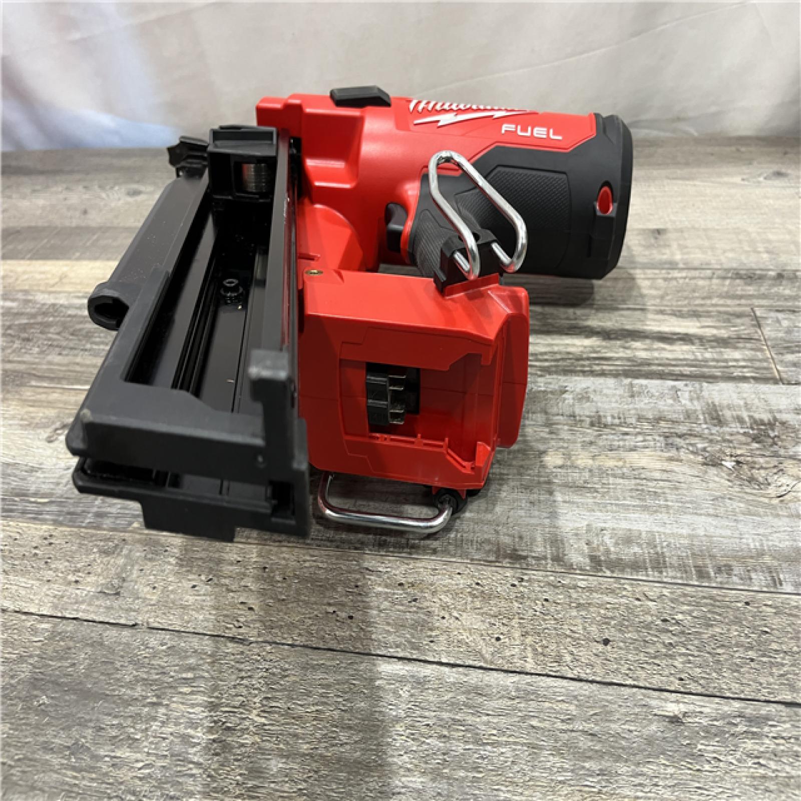 AS-IS Milwaukee FUEL 3-1/2 in. 18-Volt 21-Degree Lithium-Ion Brushless Cordless Framing Nailer (Tool-Only)