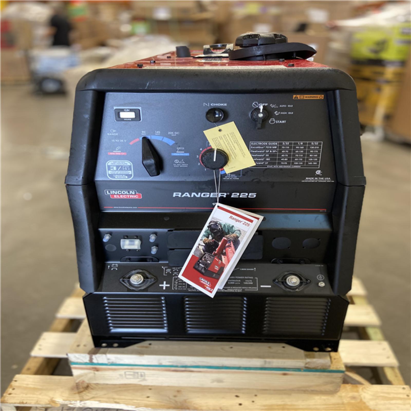 DALLAS LOCATION - Lincoln Electric 225 Amp Ranger 225 Gas Engine Driven DC Multi-Process Welder, 10.5 kW Peak Generator (Kohler)