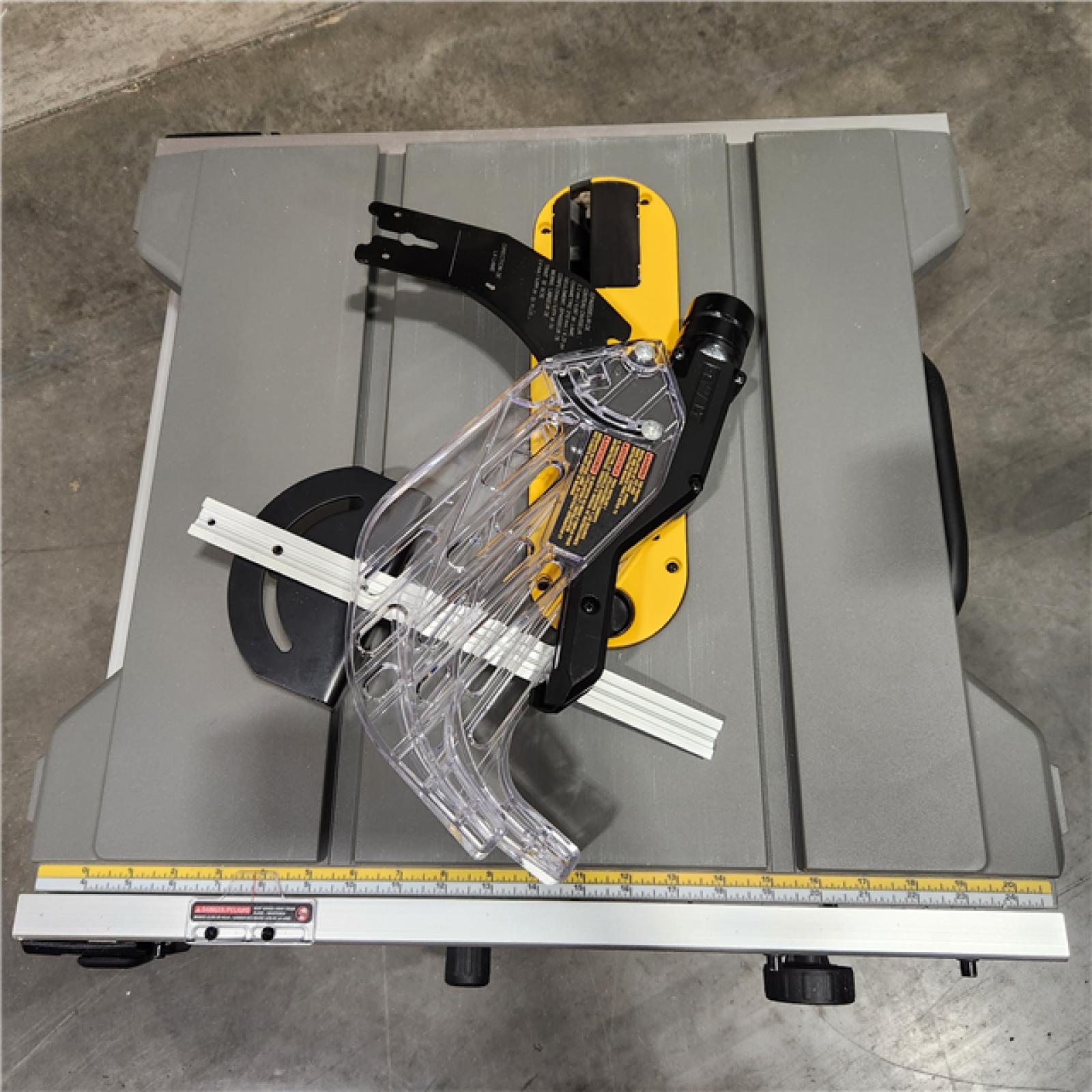 As-Is- DEWALT 15 Amp Corded 8-1/4 in. Compact Portable Jobsite Table Saw