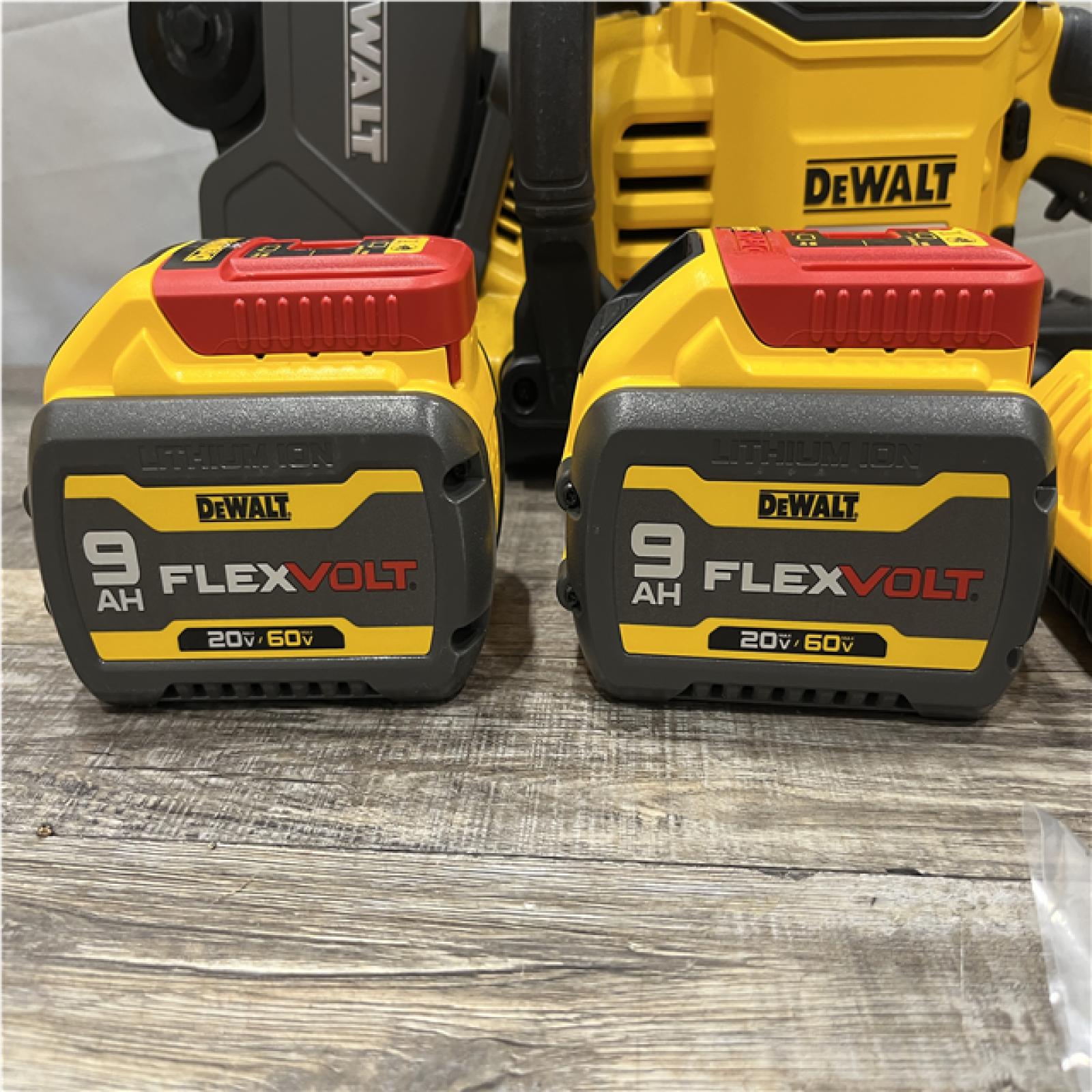 AS-IS DEWALT FLEXVOLT 60V MAX Cordless 9 in. Cutoff Saw Kit