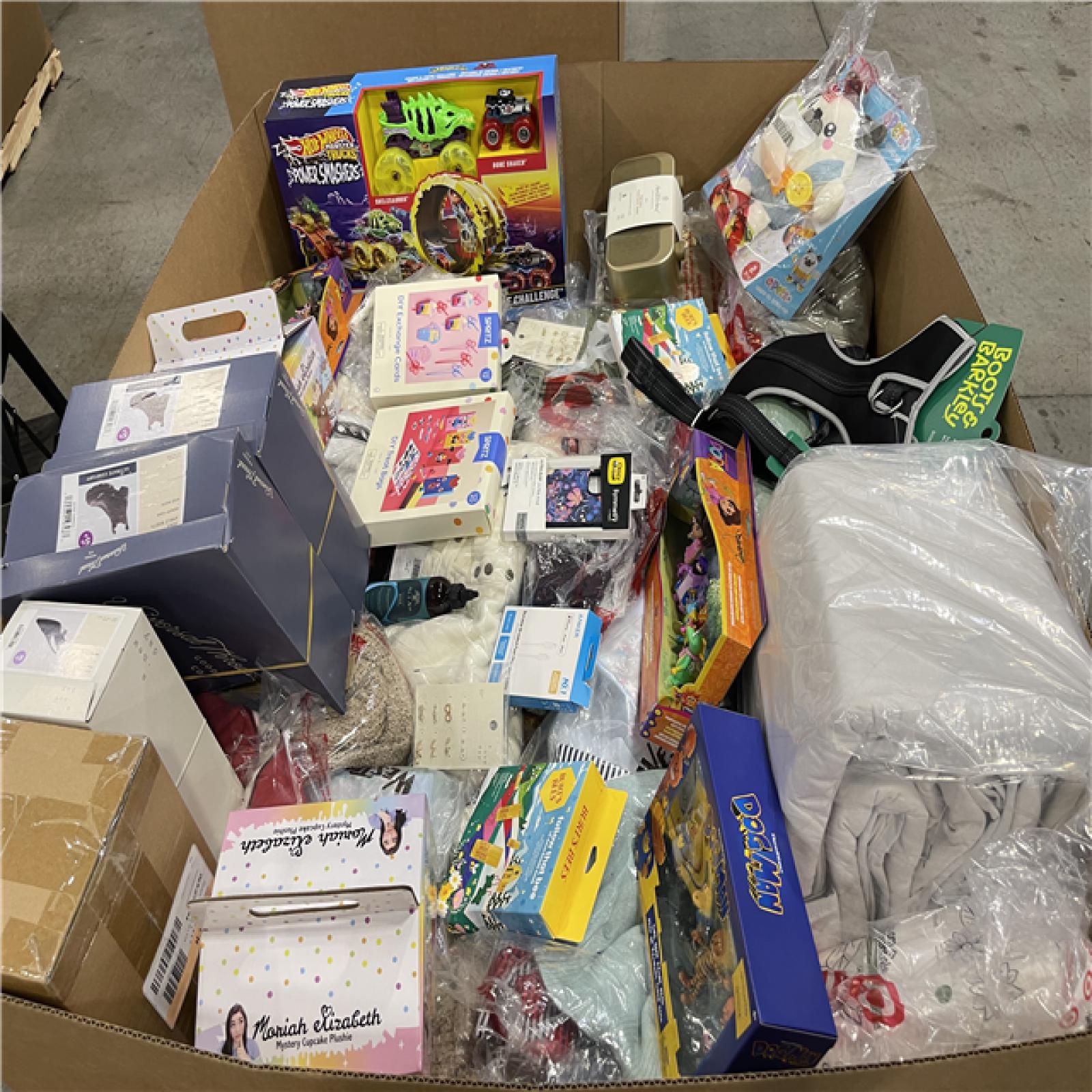 DALLAS LOCATION- NEW! BULLSEYE MIXED PALLET