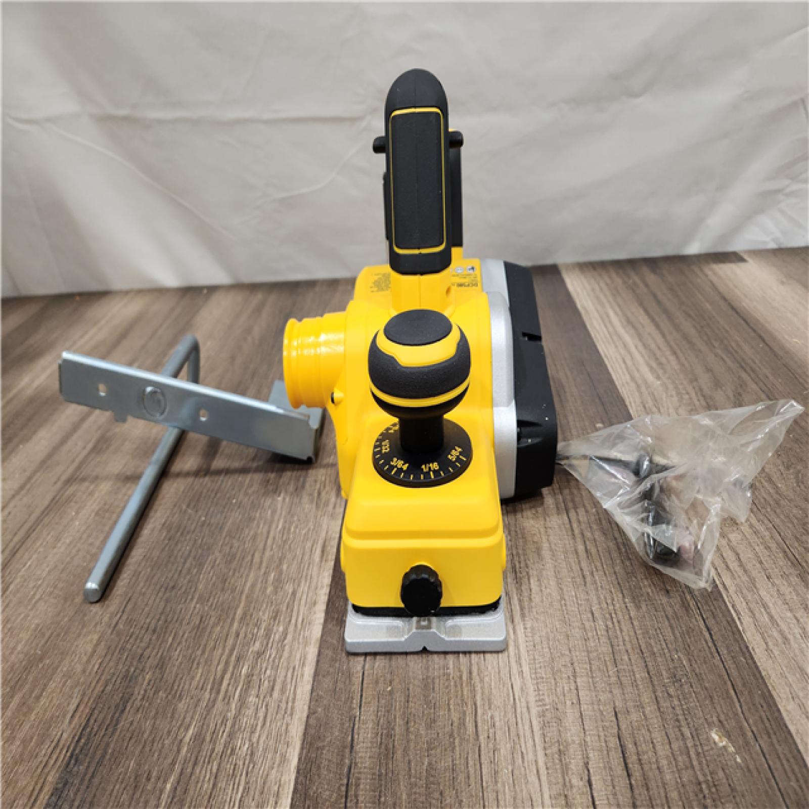 AS-IS DEWALT 20V MAX XR Cordless Brushless 3-1/4 in. Planer (Tool Only)