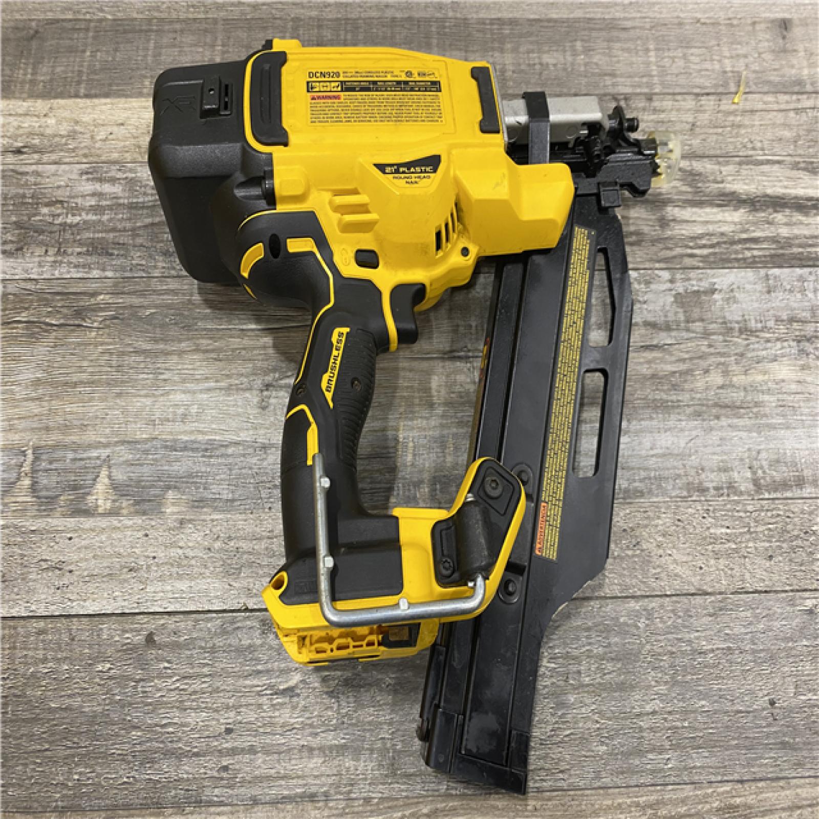 AS-IS DEWALT 20-Volt 21° Cordless Framing Nailer (Tool-Only)