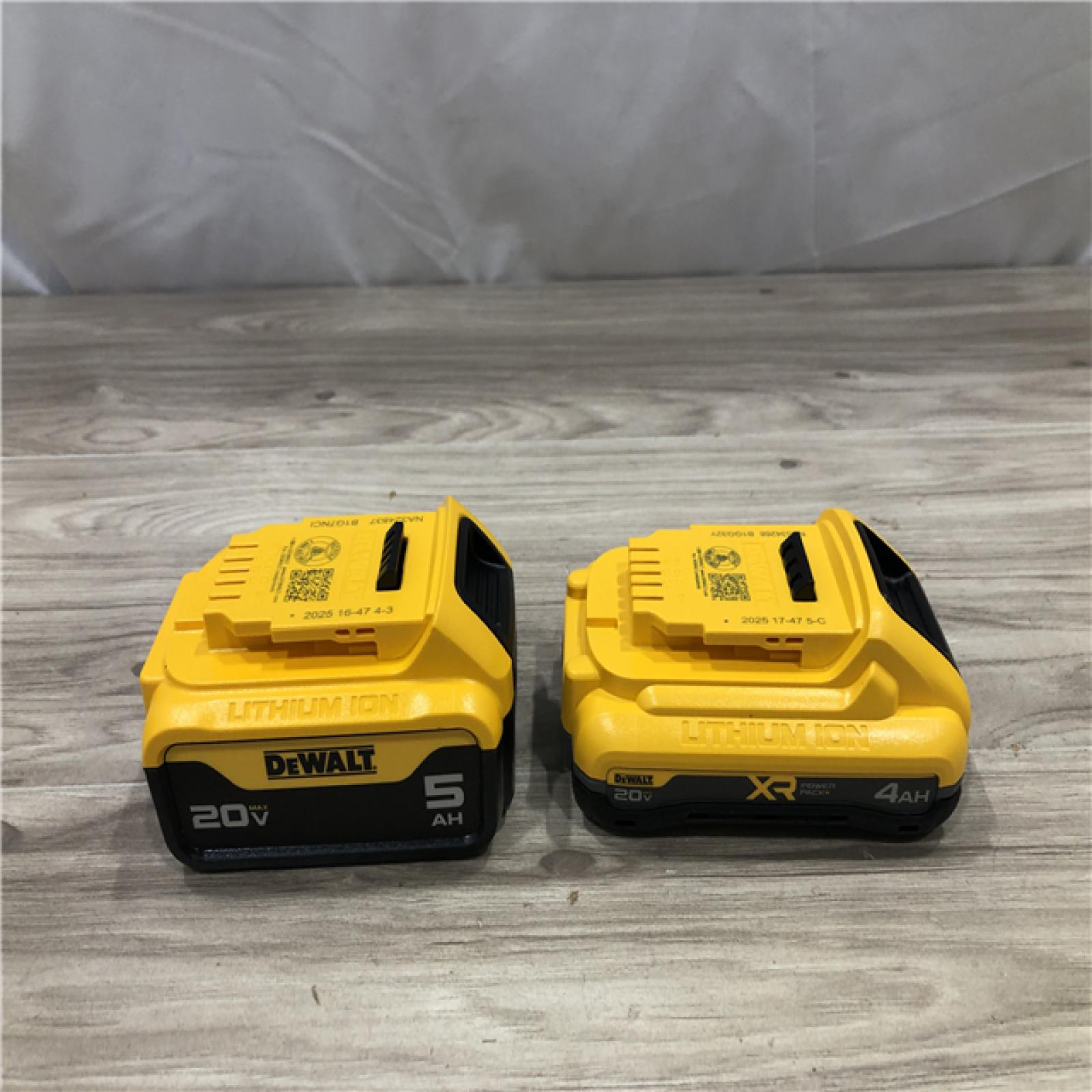 AS-IS DeWalt 20V MAX DCB245-2C Lithium-Ion Starter Kit