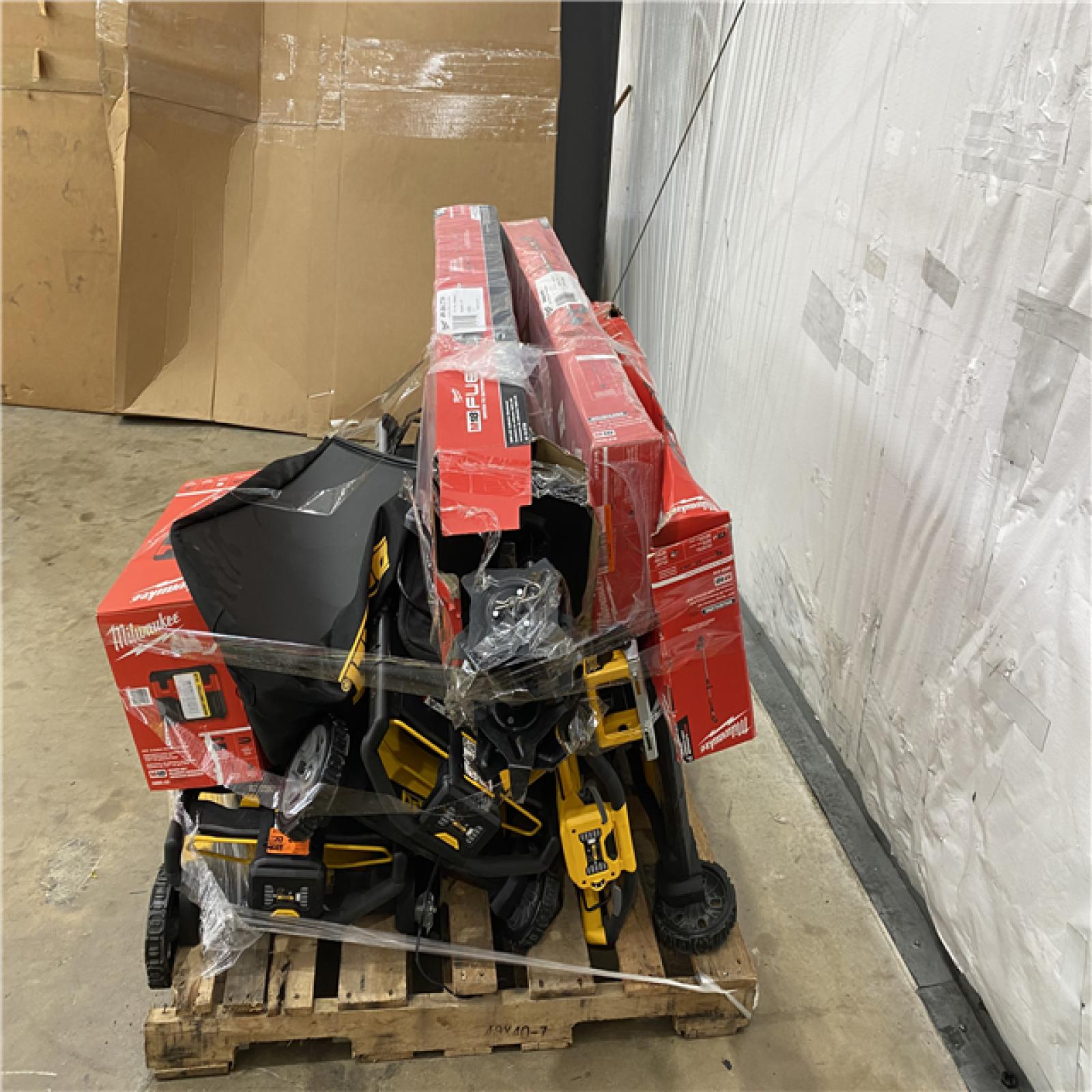 Houston Location - AS-IS Tool Pallet
