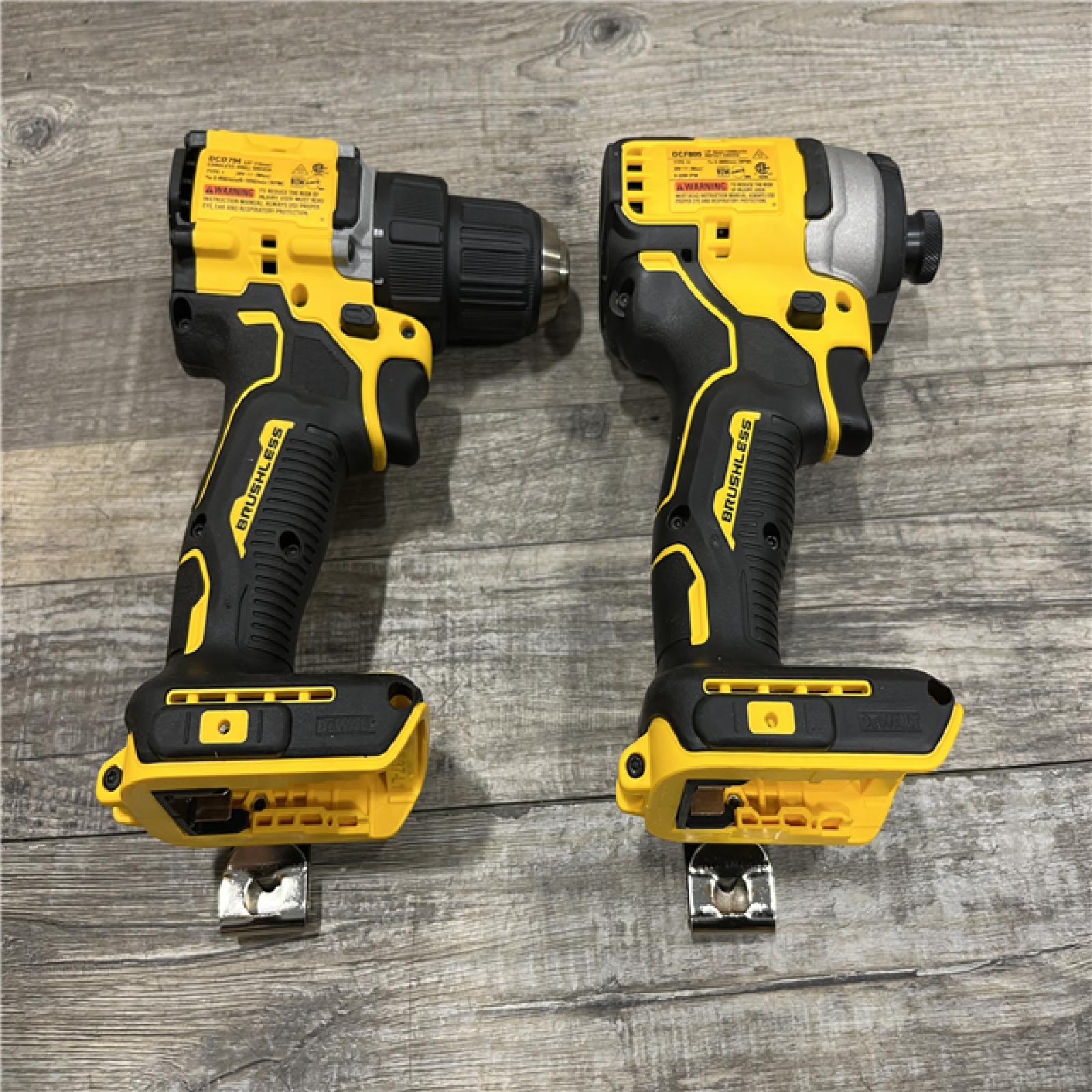 AS-IS DEWALT ATOMIC 20-Volt MAX Lithium-Ion Cordless Combo Kit
