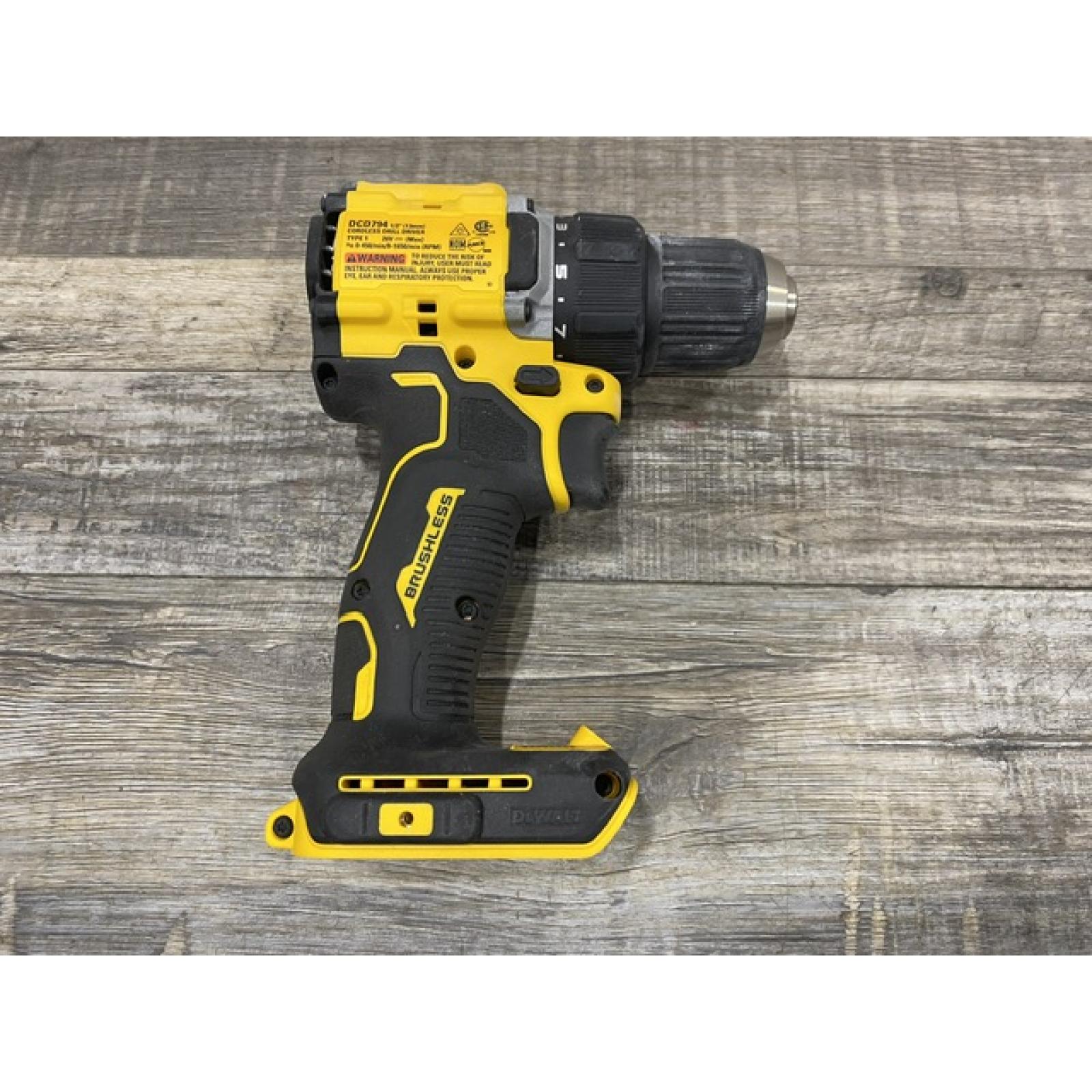 AS-IS DEWALT Atomic 20V Lithium-Ion Cordless Compact 1/2 in. Drill/Driver Kit