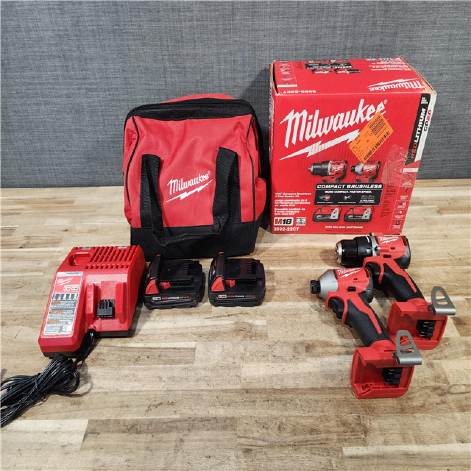 HOUSTON LOCATION - AS-IS Milwaukee 18V Lithium-Ion Brushless Cordless Compact Drill/Impact Combo Kit