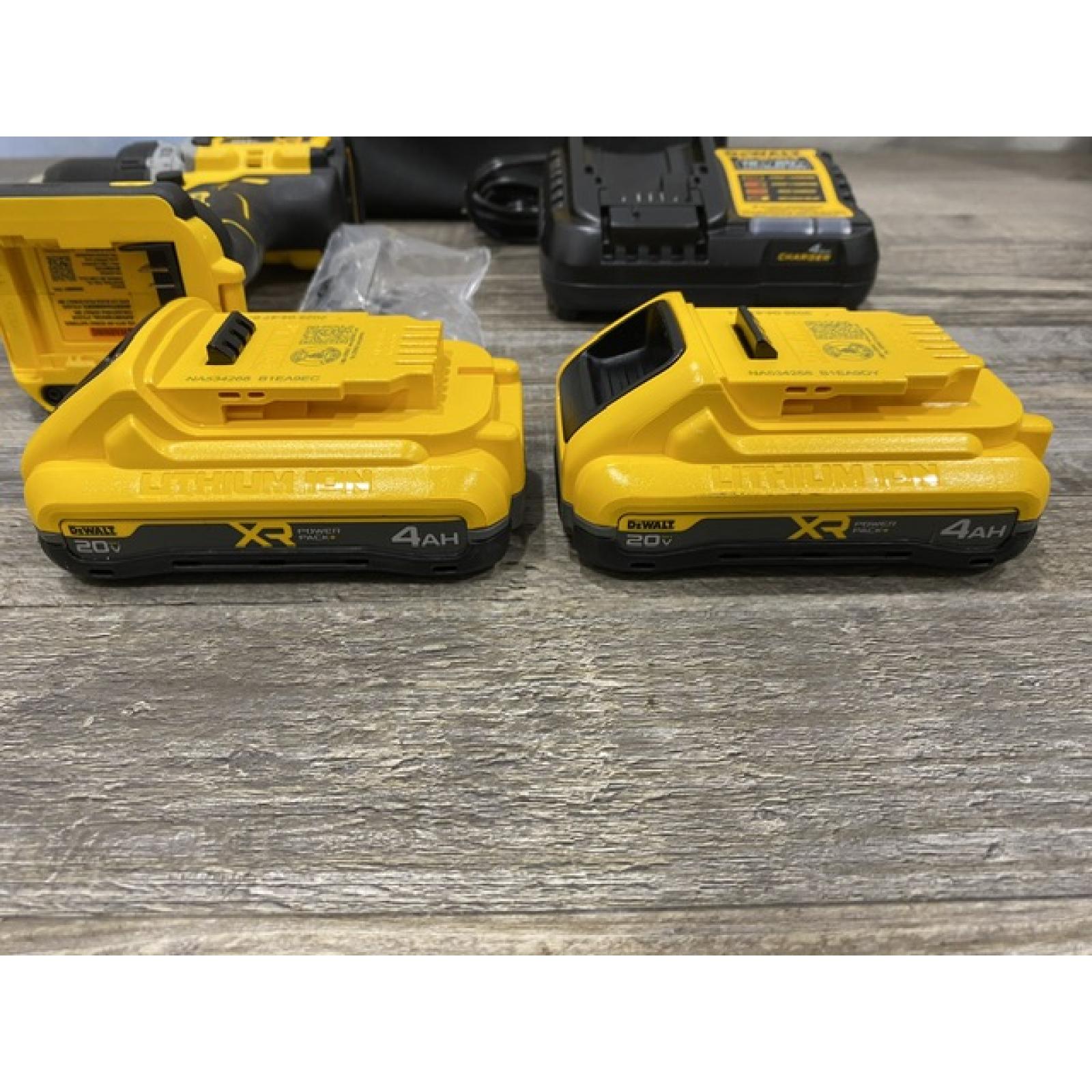 AS-IS DEWALT 20V XR Lithium-Ion Cordless Brushless 1/2 in. Drill/Driver Kit
