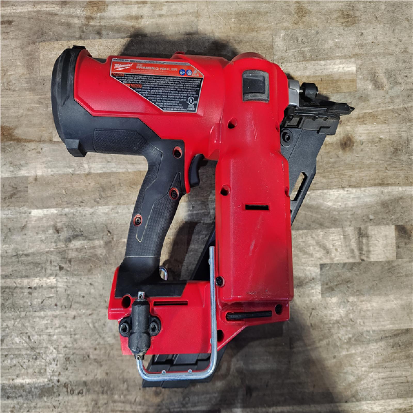 HOUSTON LOCATION - AS-IS Milwaukee M18 FUEL 30 Degree Framing Nailer (TOOL ONLY)