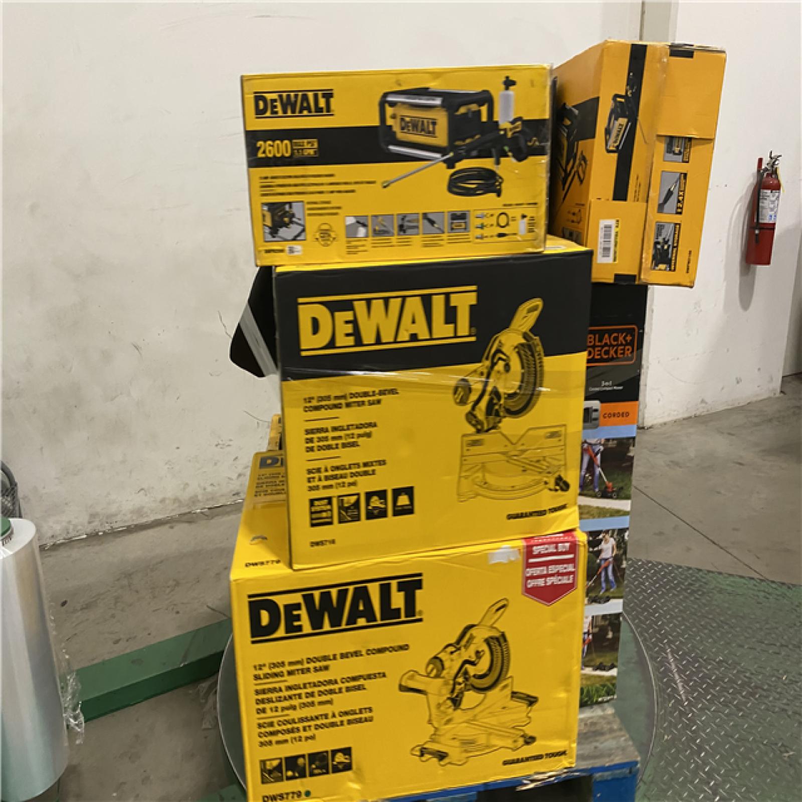 Dallas Location - As-Is DEWALT Tool Pallet