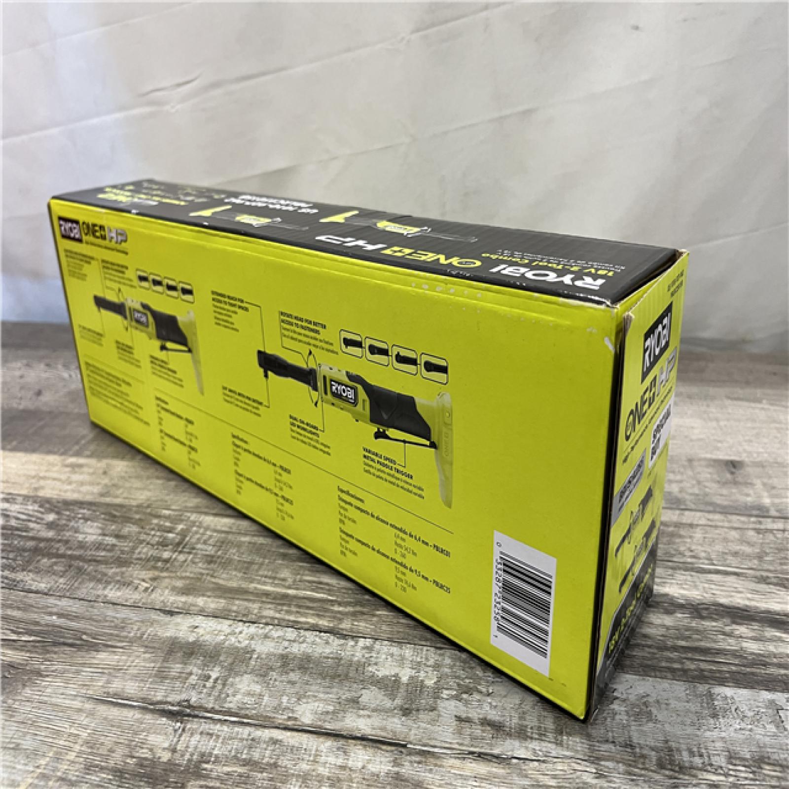 NEW - RYOBI ONE+ HP 18V Brushless Cordless 1/4 in. and 3/8 in. Extended Reach Ratchets (Tools Only)