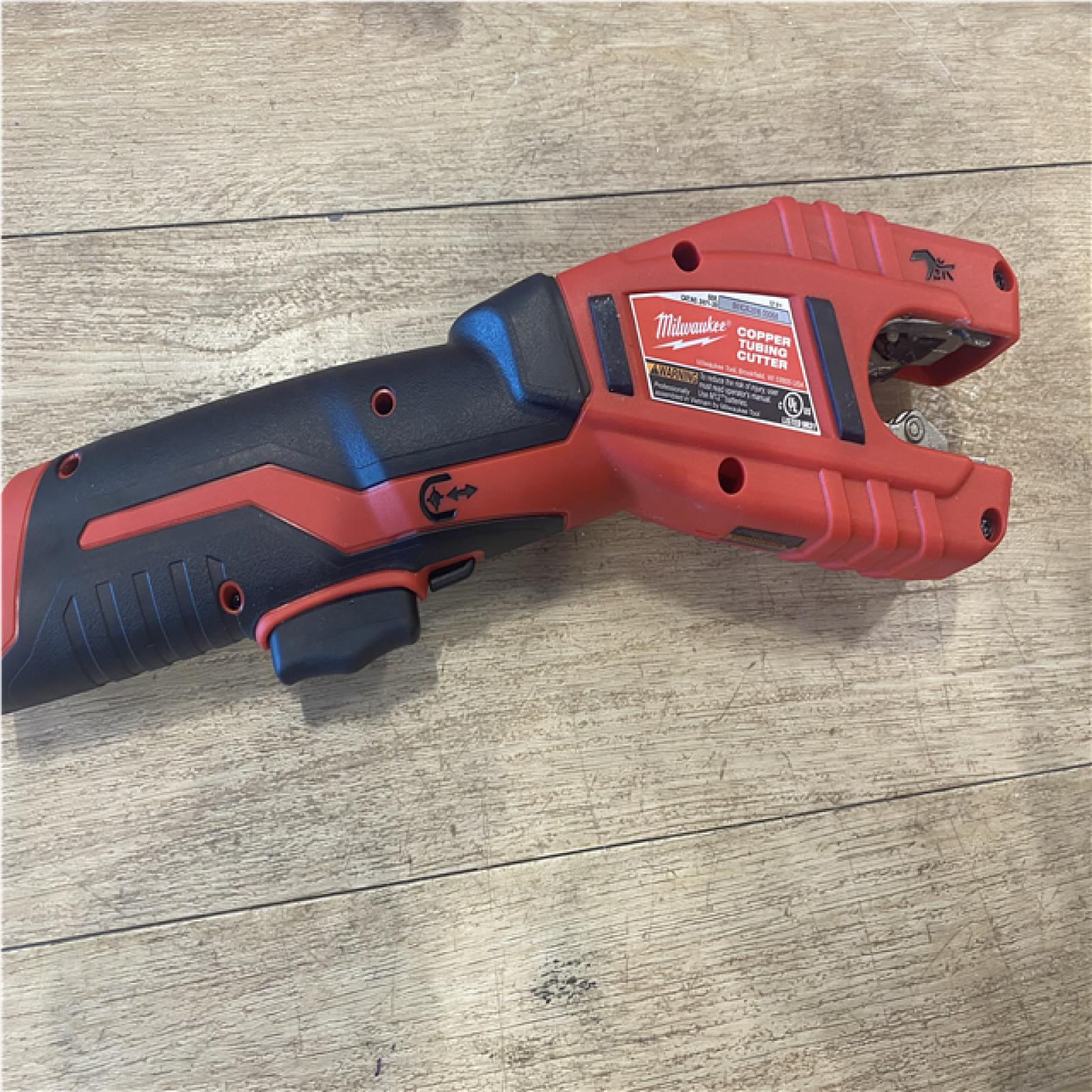 as-is Milwaukee 12V Lithium-Ion Cordless Copper Tubing Cutter (Tool-Only)