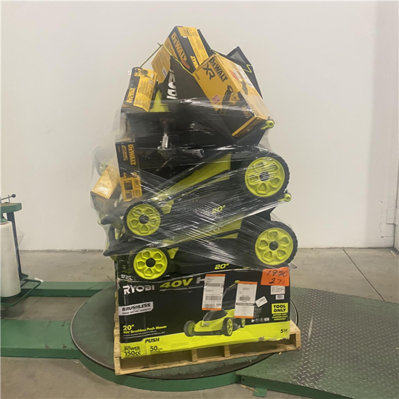 Dallas Location - As-Is Tool Pallet