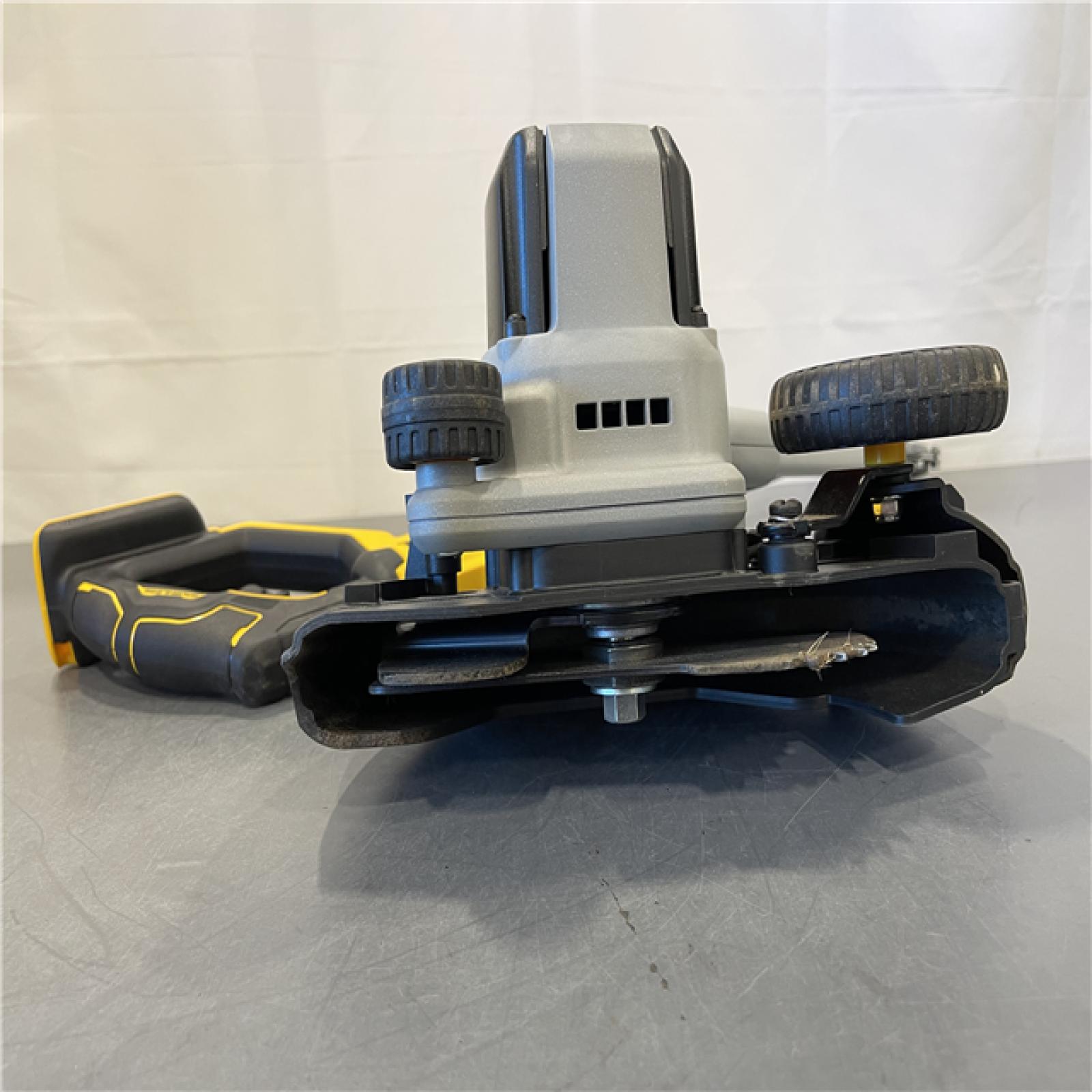 AS-IS - 20V MAX 7.5 in. Cordless Battery Powered Lawn Edger (Tool Only)