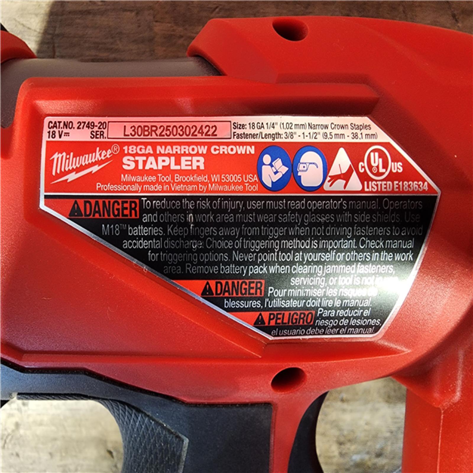HOUSTON LOCATION - AS-IS MILWAUKEE FUEL 18V Cordless 18-Gauge 1/4 in. Narrow Crown Stapler (Tool-Only)