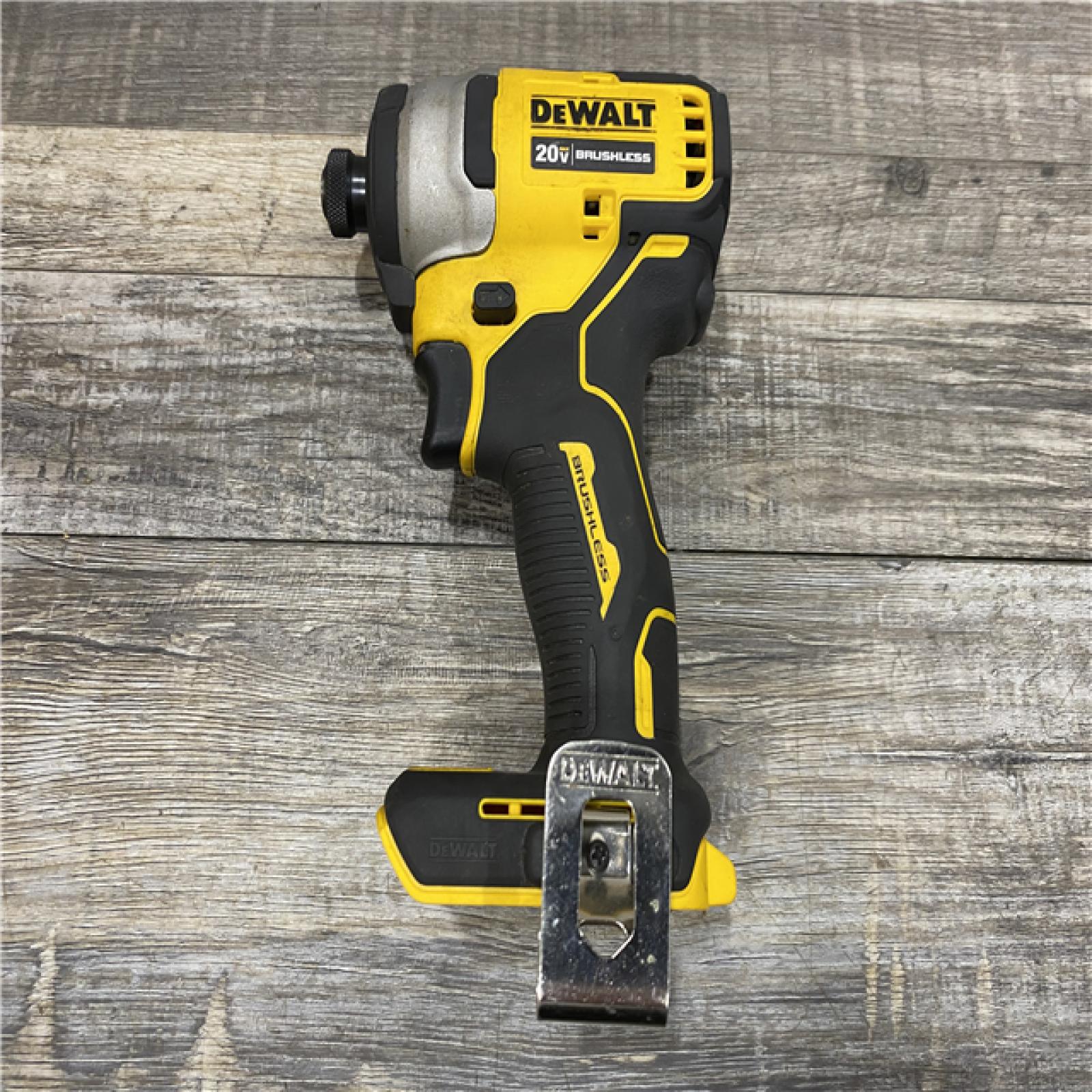 AS-IS DEWALT Atomic 20V Max Lithium-Ion Brushless Cordless Compact 1/4 in. Impact Driver Kit