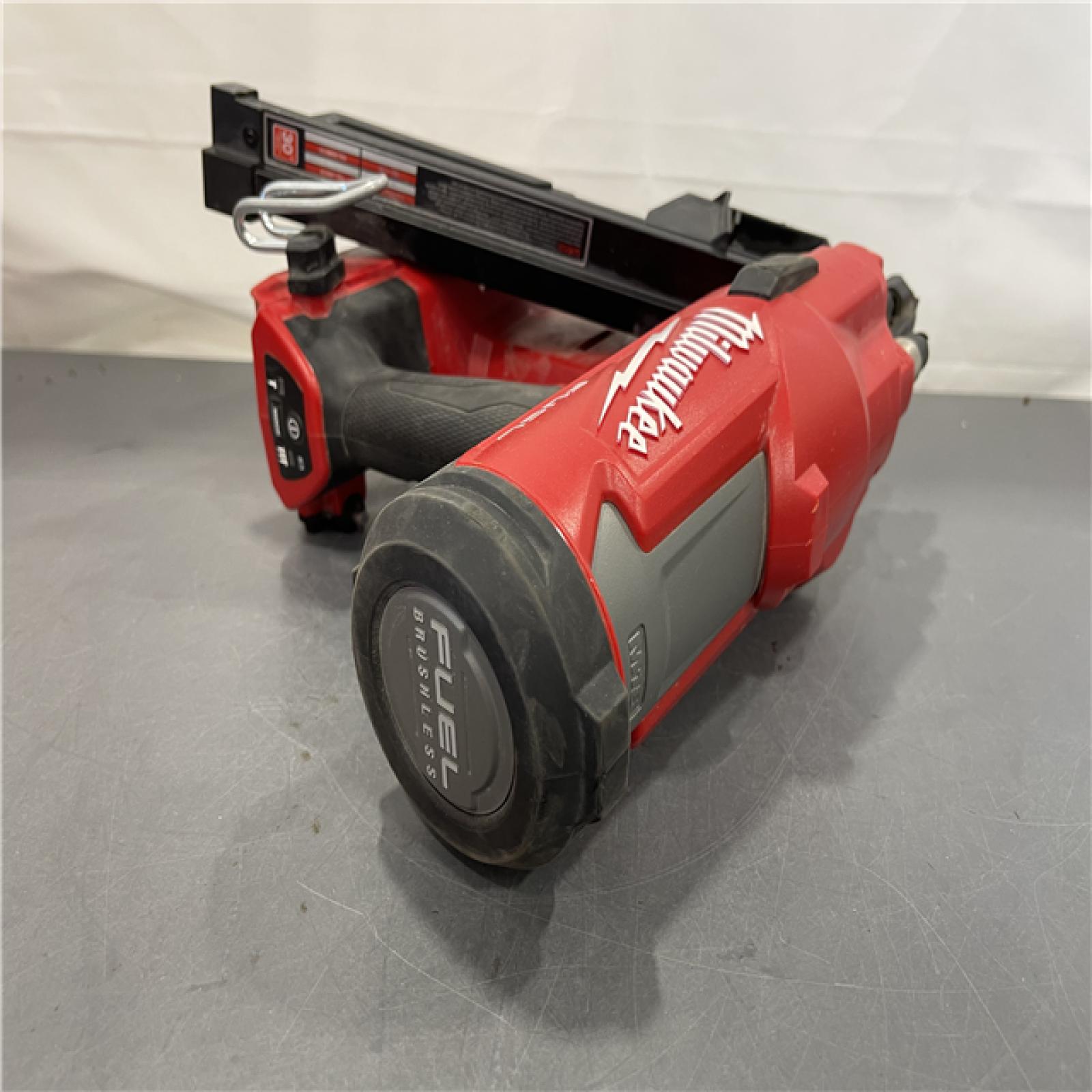 AS-IS - Milwaukee M18 FUEL 3-1/2 in.18-Volt 30-Degree Lithium-Ion Brushless Cordless Framing Nailer