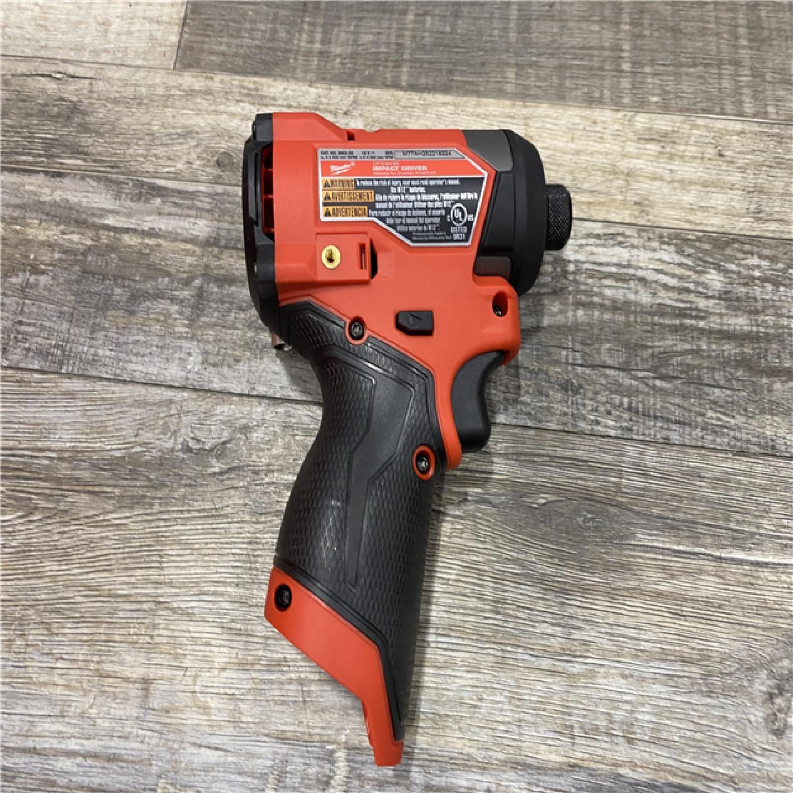 AS-IS Milwaukee  FUEL 12V Lithium-Ion Brushless Cordless 1/4 in. Hex Impact Driver Kit