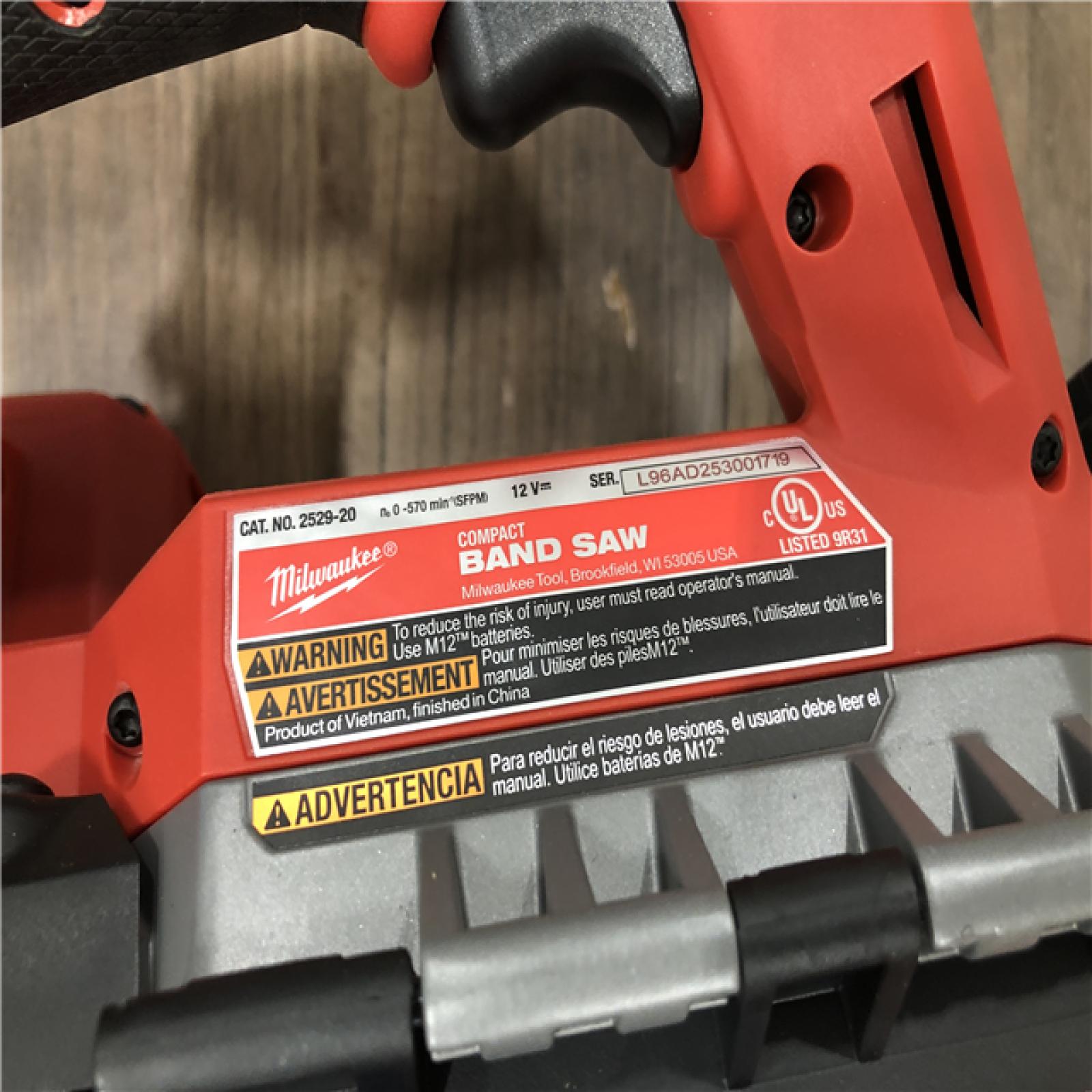 AS-IS Milwaukee FUEL 12V Lithium-Ion Cordless Compact Band Saw (Tool-Only)
